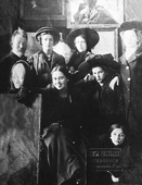 В мастерской Пэна, 1911 г.