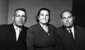 Лейба Ноткин, Маша Вихнина (Ноткина), Яков Вихнин.