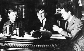 Н. Суетин, К. Малевич, И. Чашник в ГИНХУКе.