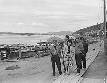 Н.З. Кислик, Л. Арабей, В. Тарас, Н. Гилевич во время поездки на Дальний Восток, БГАМЛИ. Ф. 201. Оп. 4. Ед. хр. 338