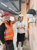 На экскурсии на оптико- механическом заводе с Алёной Чирковой.