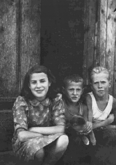  ,    , 1940 .