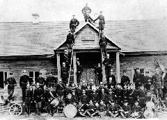Пожарная команда. Смиловичи. Фото 1902 г.