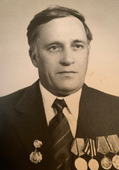 Михаил Гольдис с наградами.