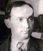 Когда началась Великая Отечественная война, Самуилу Певзнеру было 30 лет. Фото ГКУ «ЦДНИ УР».