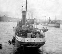 Корабль «Руслан» в порту Кушта по дороге из Одессы в Палестину, 1919 г. (фотография из Википедии)
