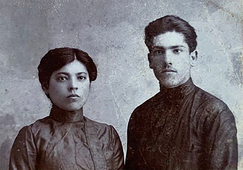 Справа мой дед — Гирш Гесселевич Осовский (1887–1943) с родной сестрой.
